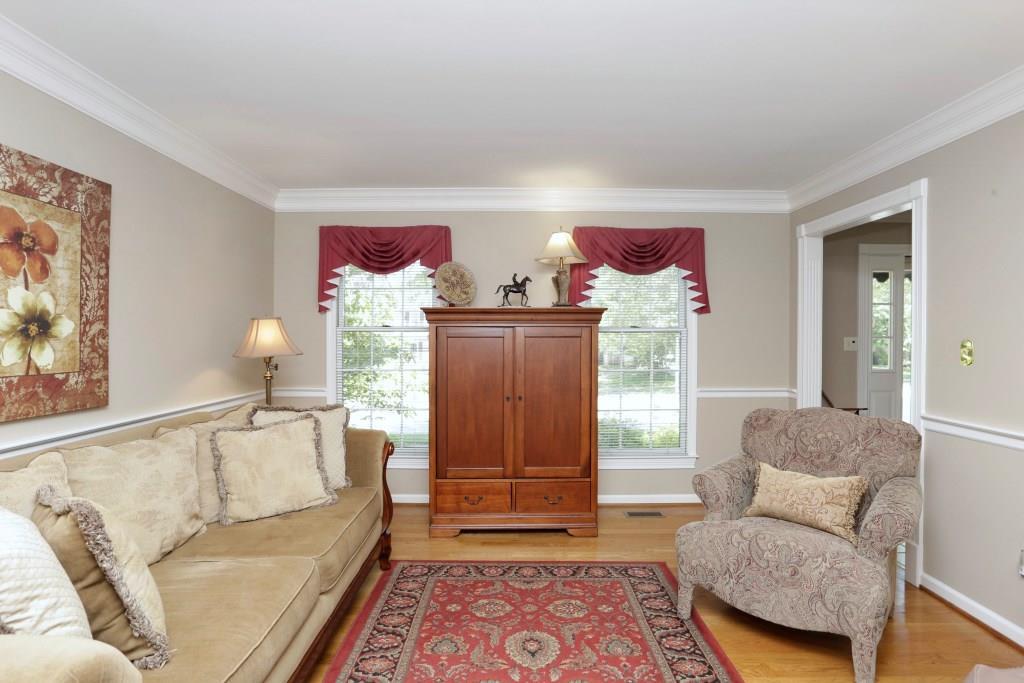948 Rockbridge Road Lexington, KY 40515 - Photo 8 of 35 948 Rockbridge - 007