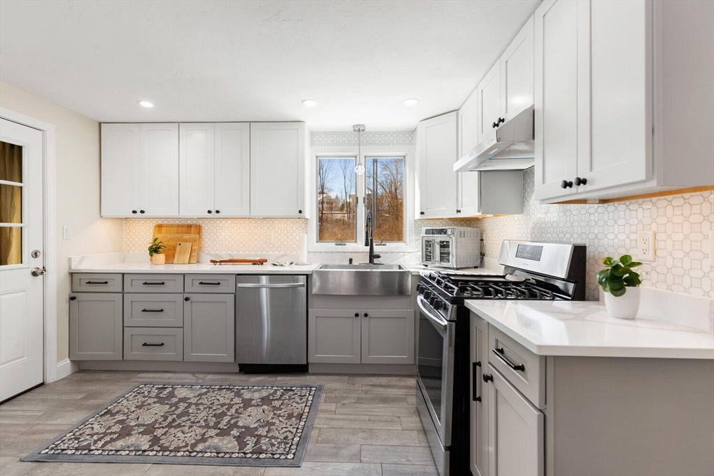 77 Bicknell Road Billerica, MA 01821 - Photo 18 of 39 Gallery Image 18