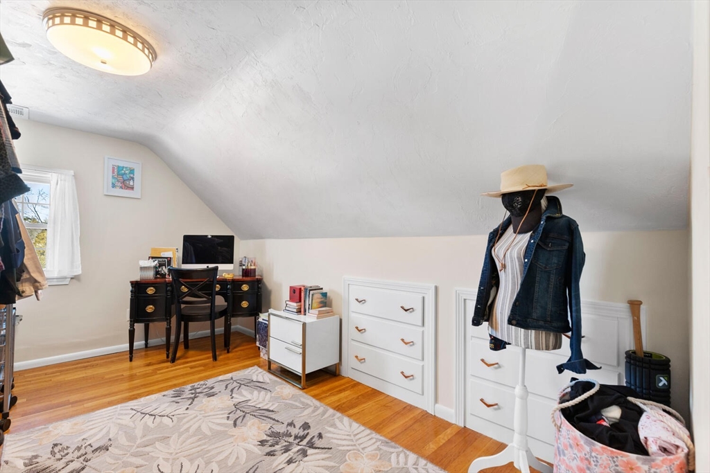 77 Bicknell Road Billerica, MA 01821 - Photo 27 of 39 Gallery Image 27