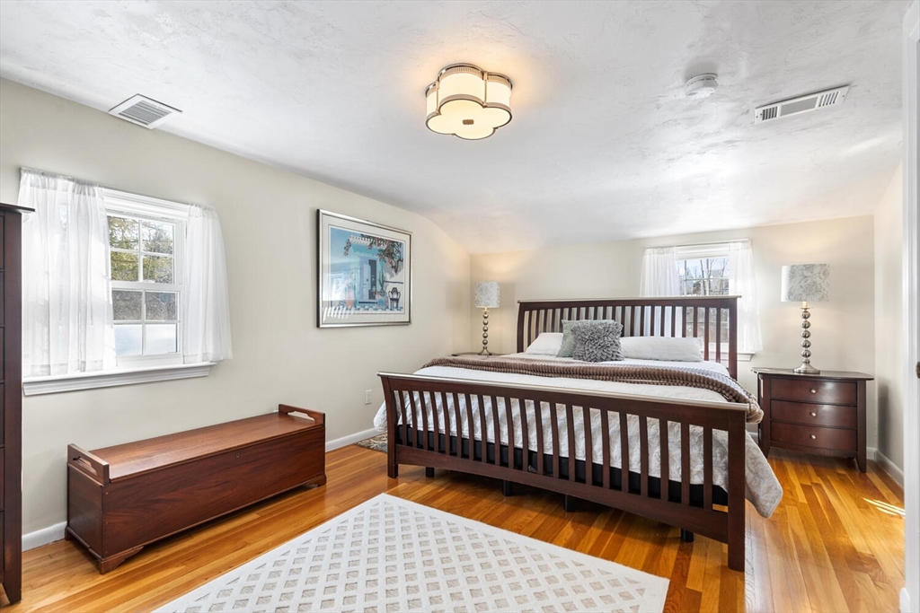 77 Bicknell Road Billerica, MA 01821 - Photo 29 of 39 Gallery Image 29