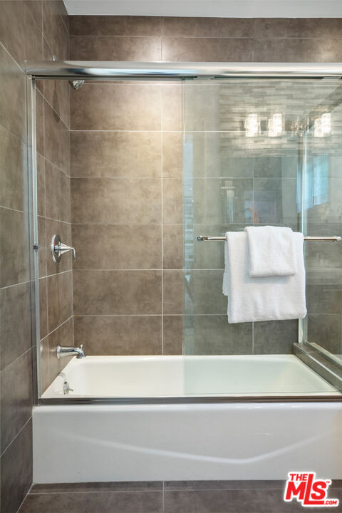 10901 Terryview Drive Studio City, CA 91604 - Photo 28 of 39