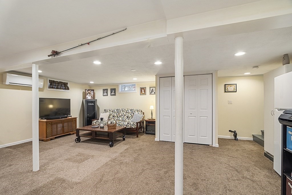 11 Hingham Road Grafton, MA 01536 - Photo 21 of 39 Gallery Image 21