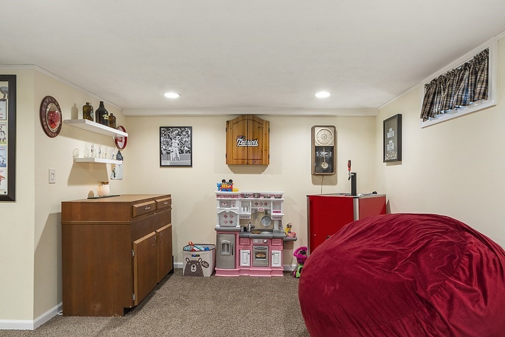 11 Hingham Road Grafton, MA 01536 - Photo 24 of 39 Gallery Image 24