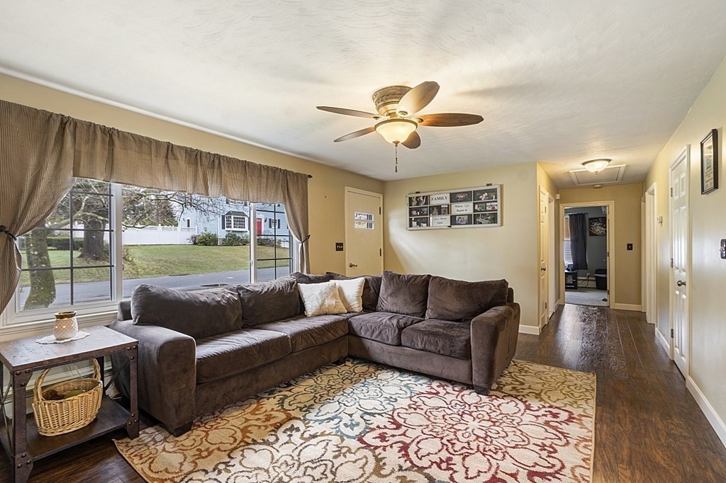 11 Hingham Road Grafton, MA 01536 - Photo 5 of 39 Gallery Image 5