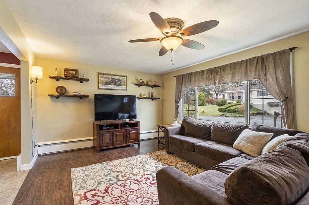 11 Hingham Road Grafton, MA 01536 - Photo 8 of 39 Gallery Image 8