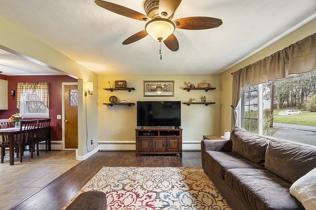 11 Hingham Road Grafton, MA 01536 - Photo 9 of 39 Gallery Image 9