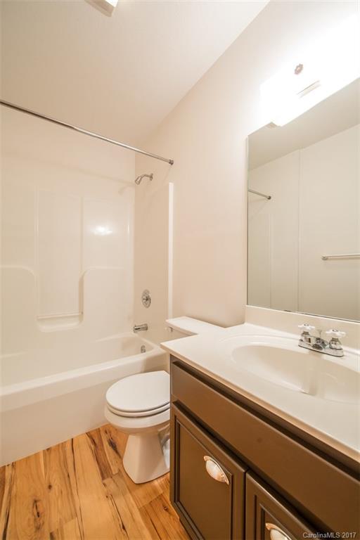 400 Chestnut Cove Road, Unit L14 Brevard, NC 28712 - Photo 14 of 20 Gallery Image 14