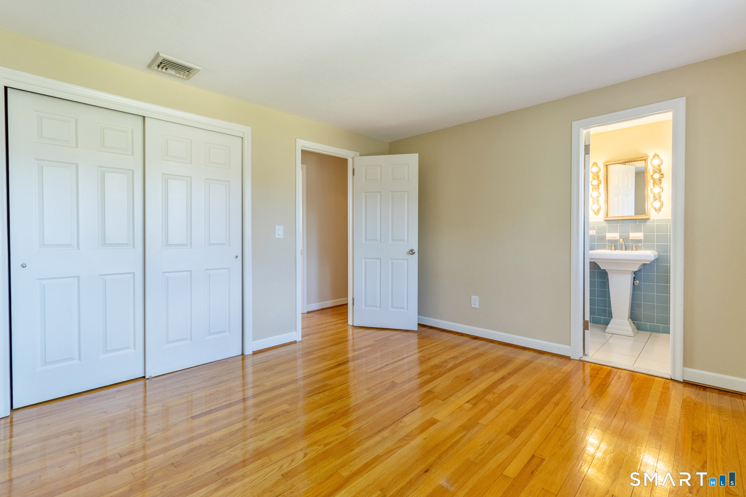 46 Turkey Hill Road Newington, CT 06111 - Photo 31 of 43