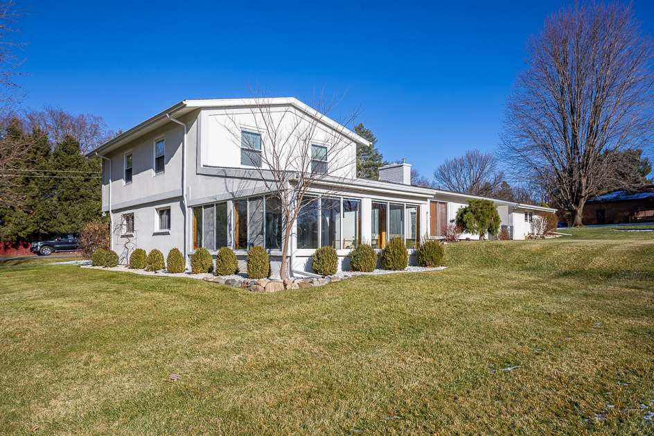 1827 North Walmont Road Jackson, MI 49203 - Photo 38 of 43 Photo 38