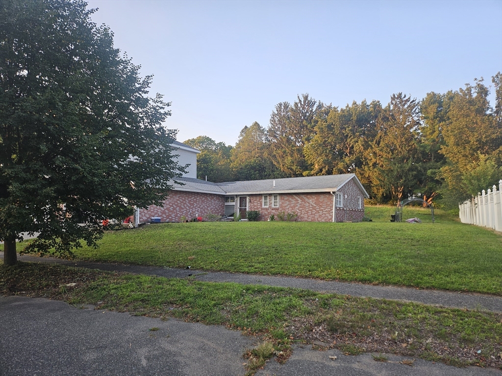 7 Lisa Road Peabody, MA 01960 - Photo 2 of 4 Gallery Image 2