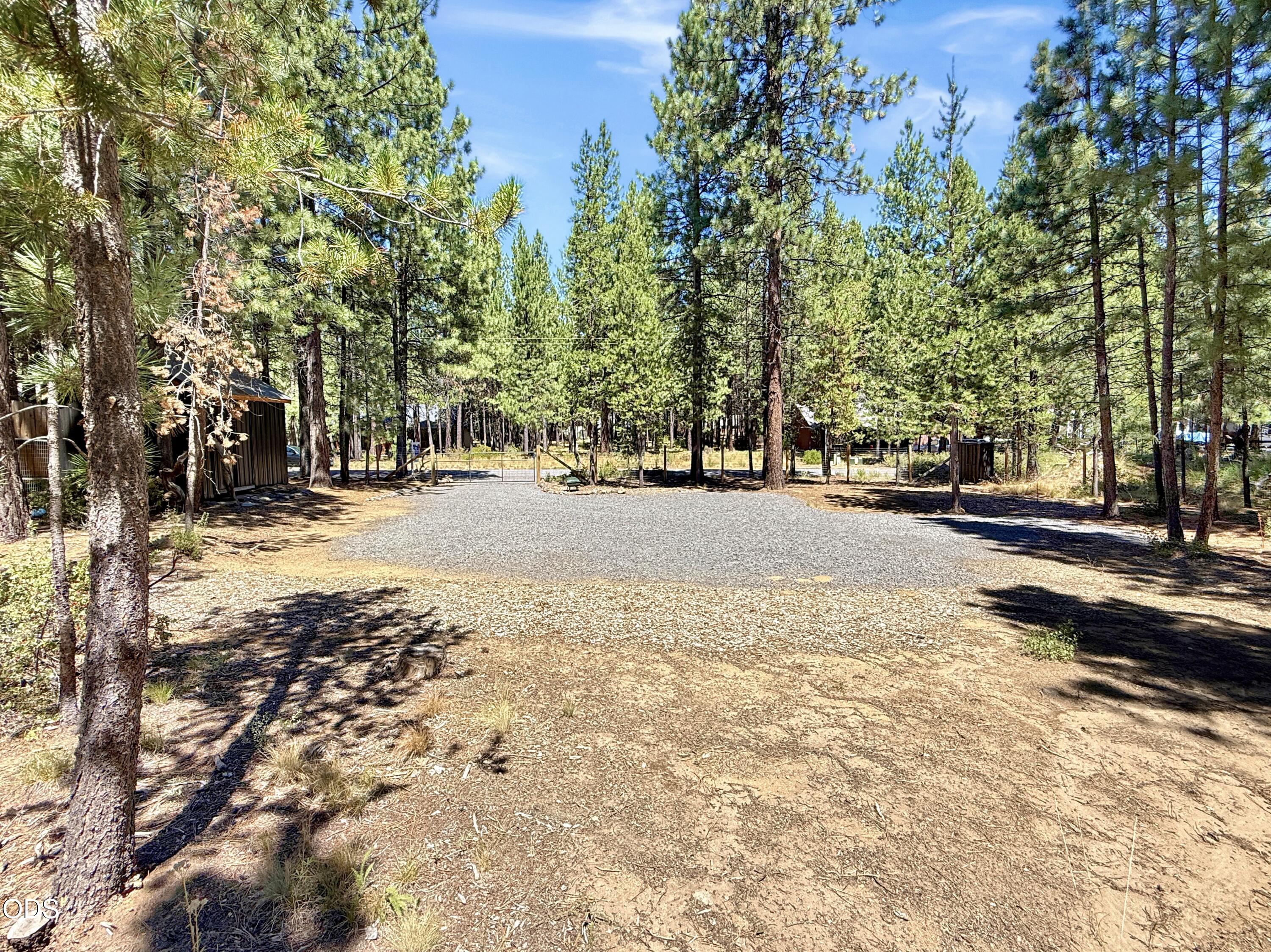 16945 Jacinto Road Bend, OR 97707 - Photo 8 of 19 Gallery Image 8