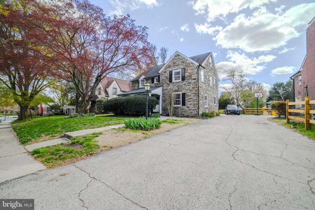 $4,500 | 128 Henley Road, Wynnewood, PA 19096