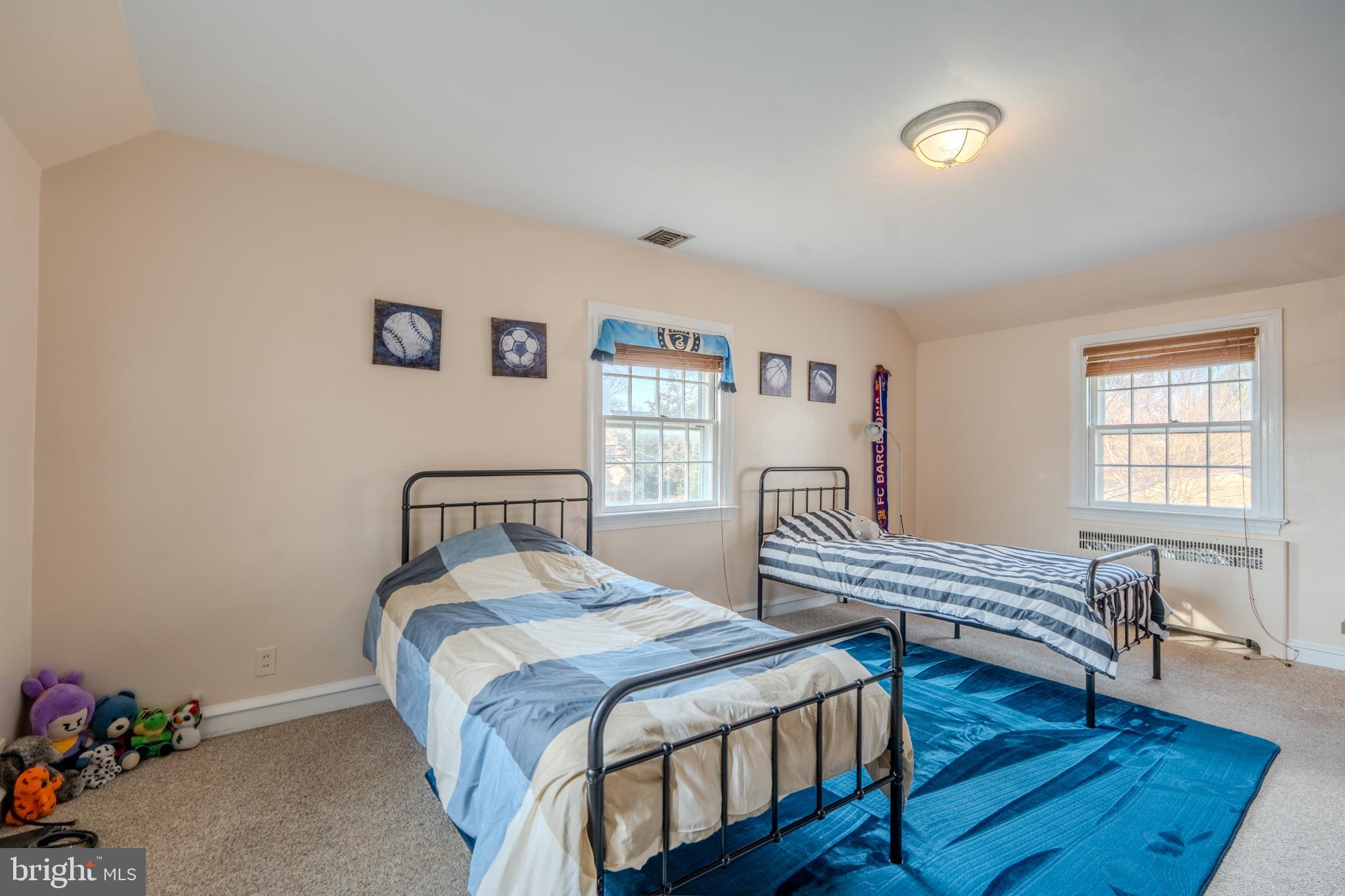 128 Henley Road Wynnewood, PA 19096 - Photo 29 of 44