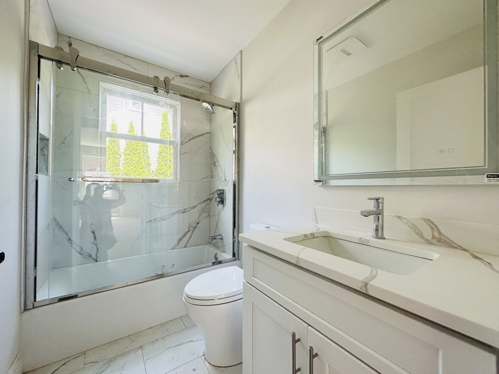 123 Oxford Road, Unit 123 Newton, MA 02459 - Photo 12 of 18