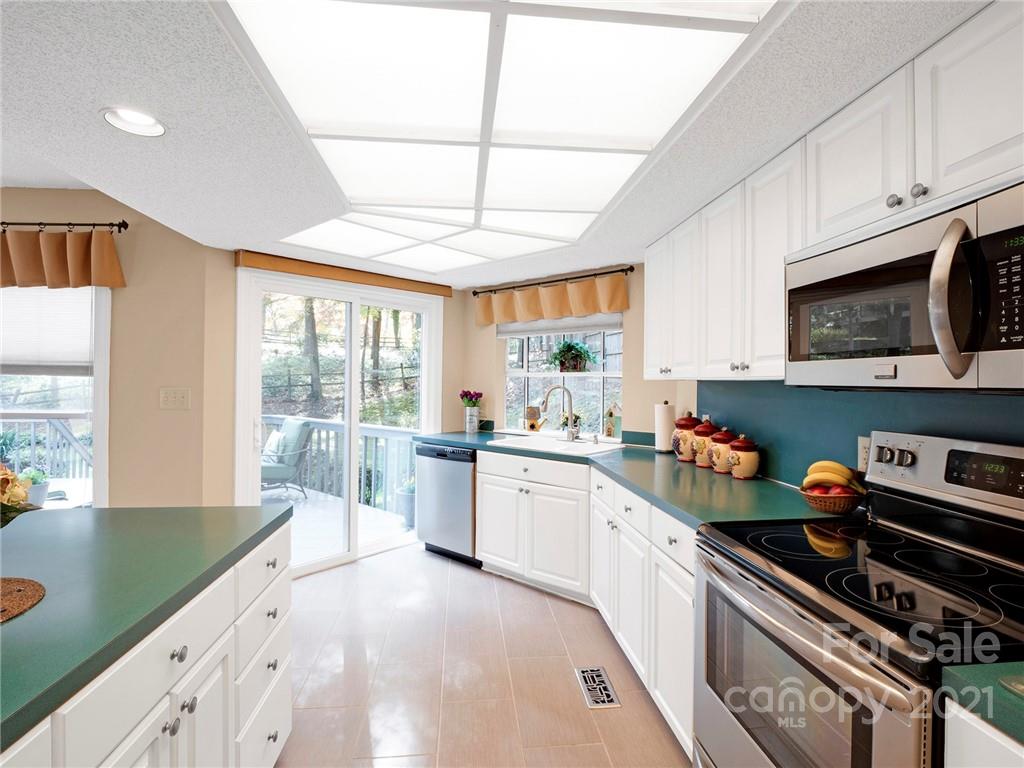 648 Boyce Road Charlotte, NC 28211 - Photo 20 of 43 Gallery Image 20