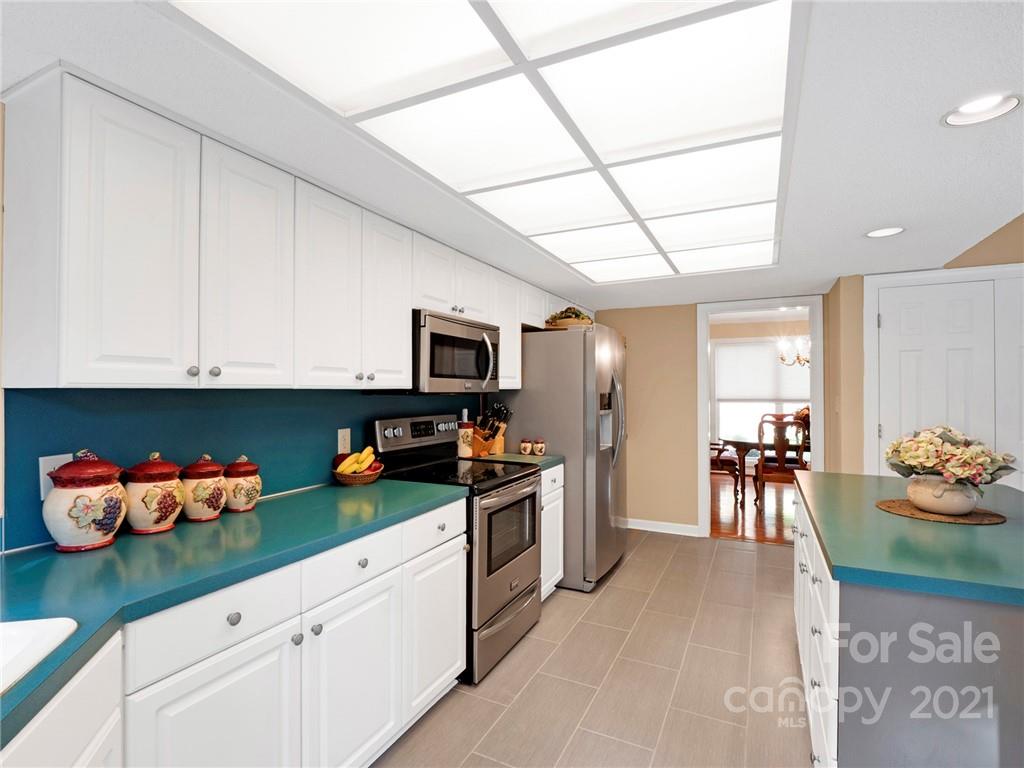 648 Boyce Road Charlotte, NC 28211 - Photo 21 of 43 Gallery Image 21