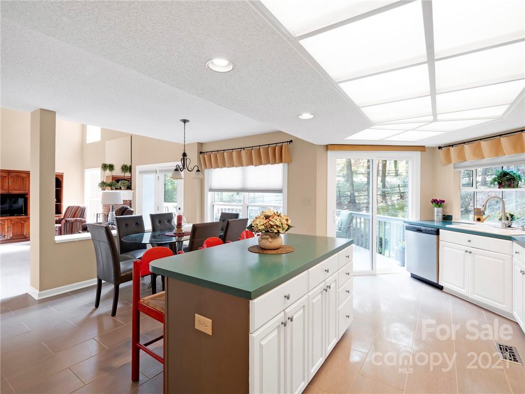 648 Boyce Road Charlotte, NC 28211 - Photo 22 of 43 Gallery Image 22