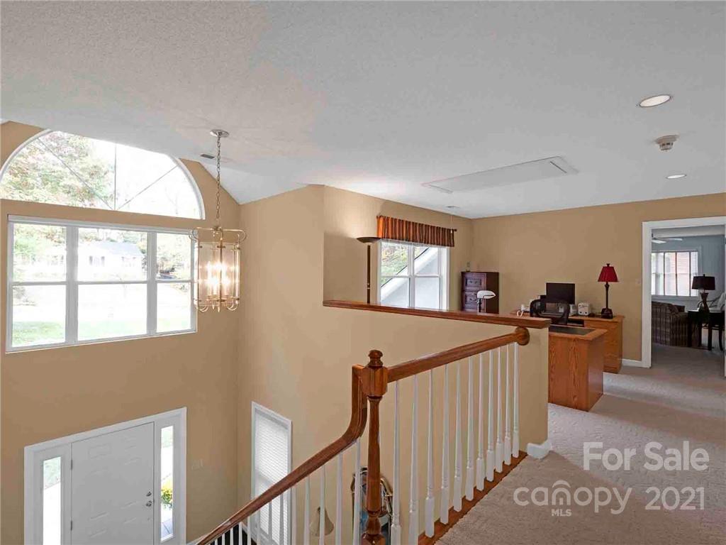 648 Boyce Road Charlotte, NC 28211 - Photo 33 of 43 Gallery Image 33