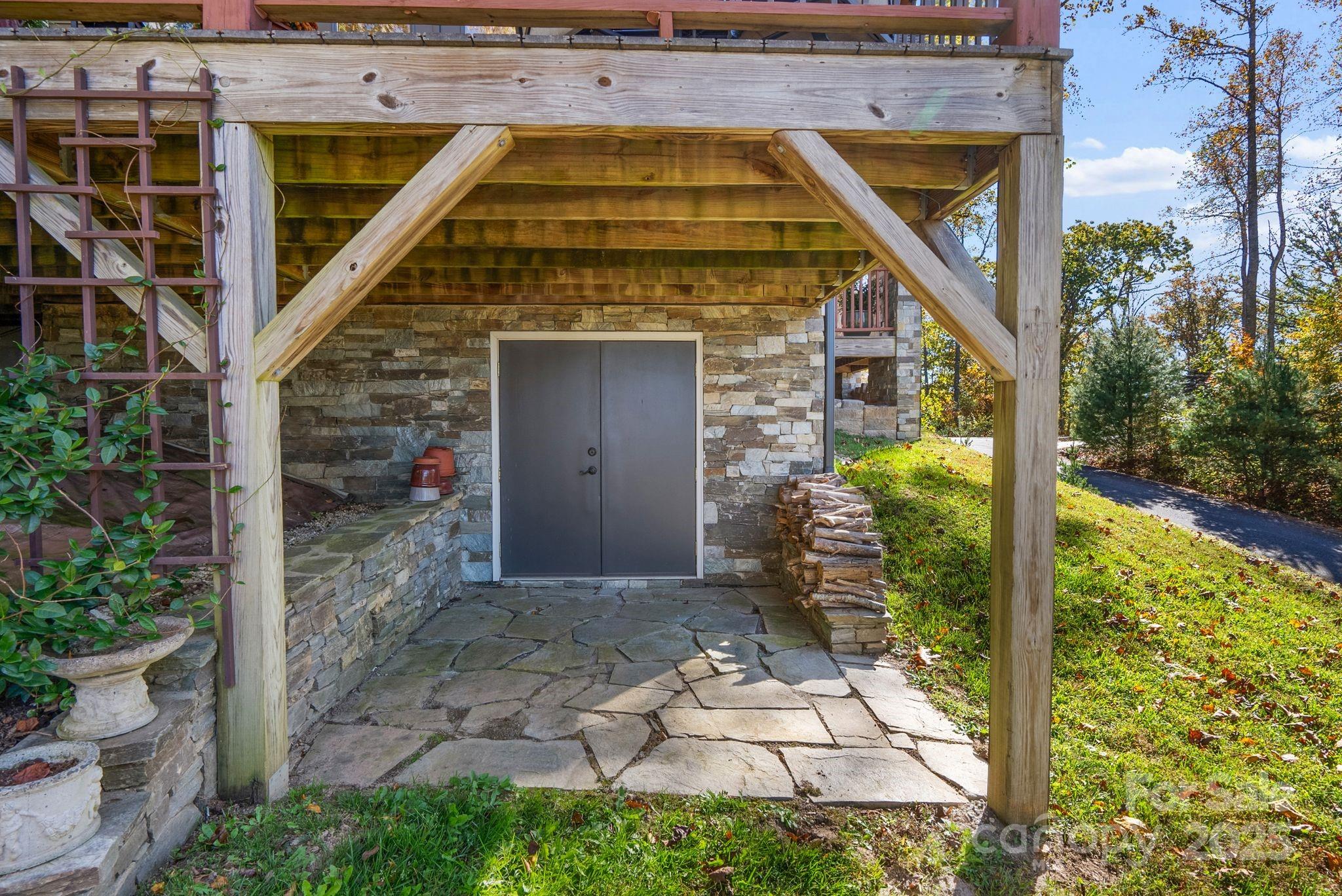 75 Winding Ridge Road Asheville, NC 28803 - Photo 43 of 47 Gallery Image 43