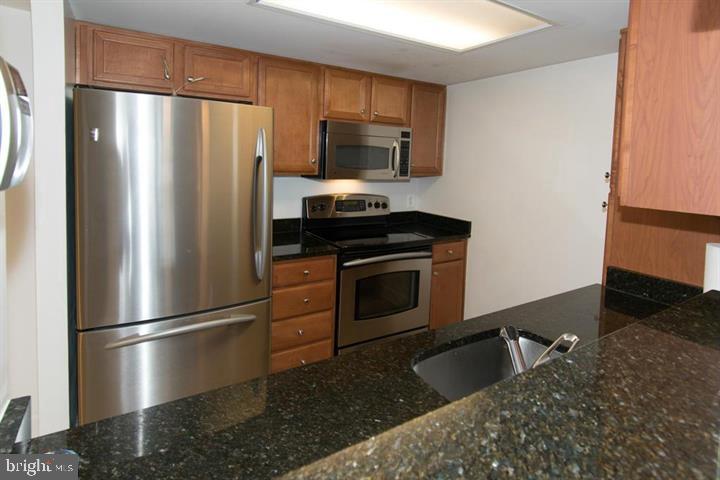 11800 Sunset Hills Road, Unit 919 Reston, VA 20190 - Photo 2 of 22