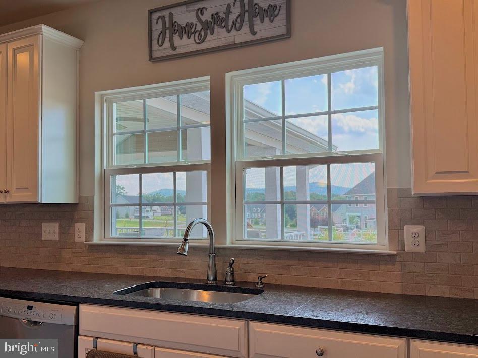 3012 Wasatch View Drive Frederick, MD 21704 - Photo 20 of 54 a sink with a window