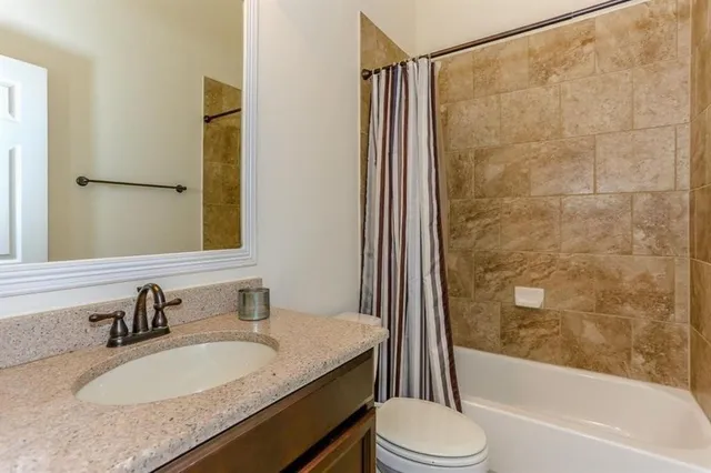 $2,950 | 6014 Cambry Landing Lane, Sugar Land, TX 77479