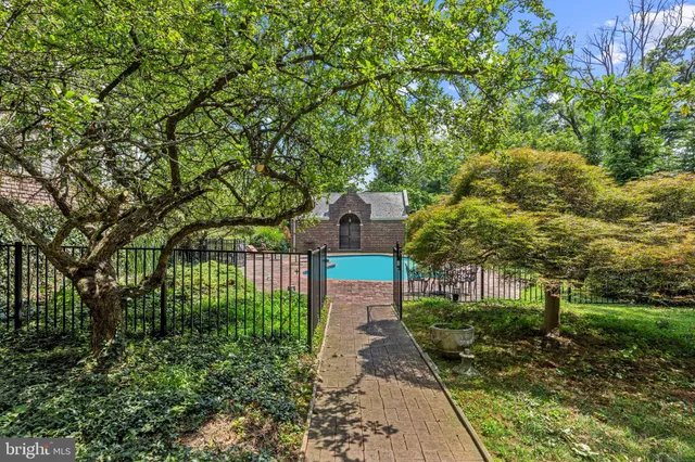 $2,600,000 | 717 North Spring Mill Road, Villanova, PA 19085