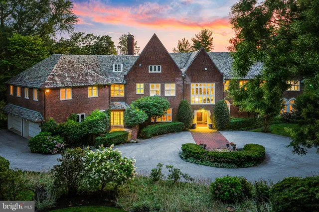 $2,600,000 | 717 North Spring Mill Road, Villanova, PA 19085
