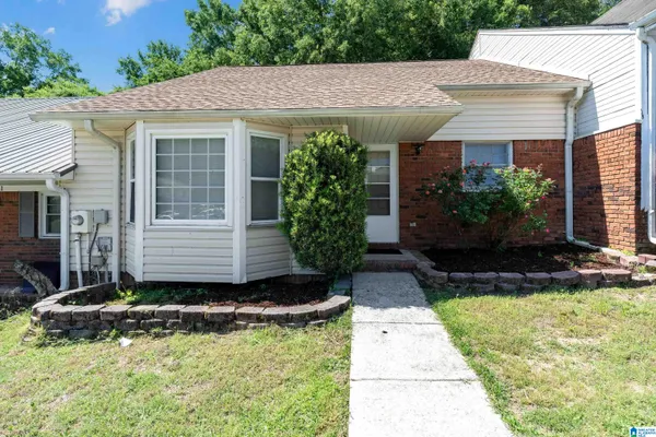 $140,000 | 1129 King Arthur Court, Alabaster, AL 35007