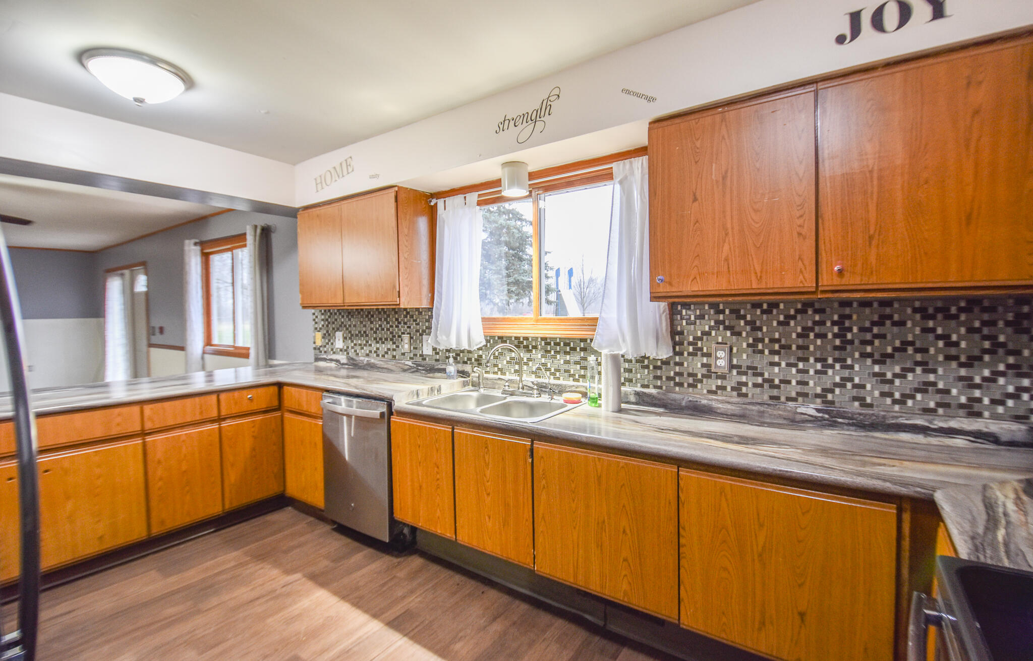 804 Cornell Road Quincy, MI 49082 - Photo 4 of 41 DSC_0066