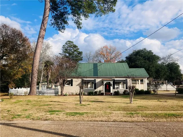 $160,000 | 504 North Monroe Street, Marksville, LA 71351