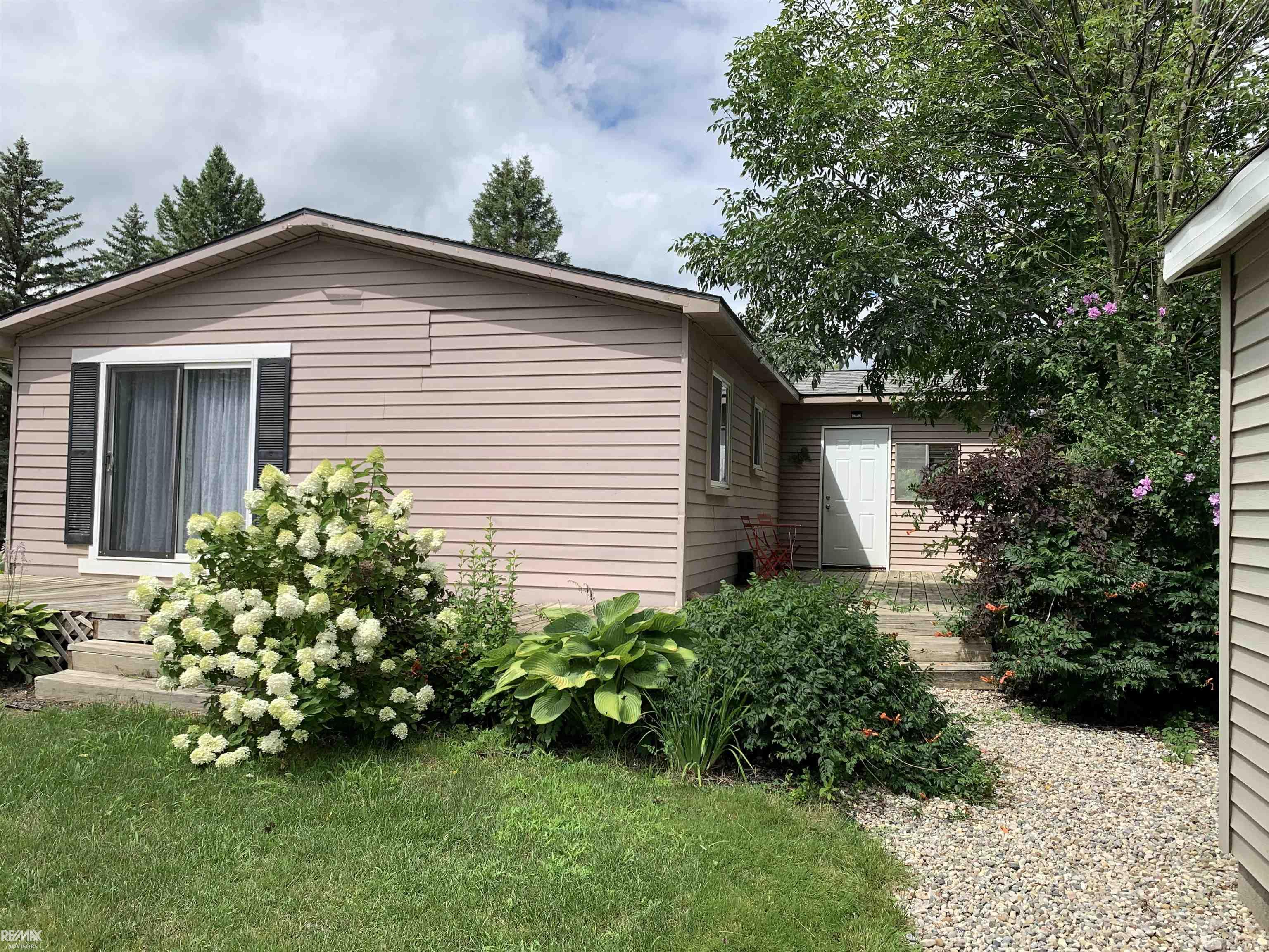 1255 Hessen Road Columbus, MI 48063 - Photo 48 of 50