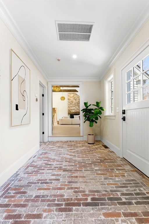12 Paul Revere Road Lexington, MA 02421 - Photo 8 of 28