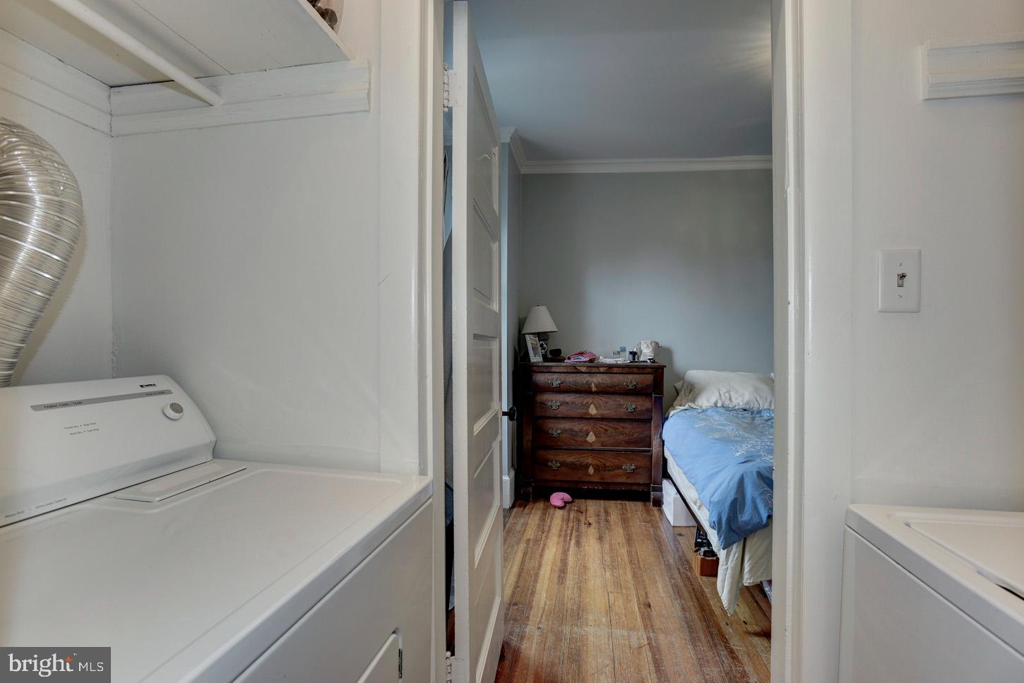 408 6th Street Southeast, Unit 3 Washington, DC 20003 - Photo 9 of 13 a utility room with dryer and washer