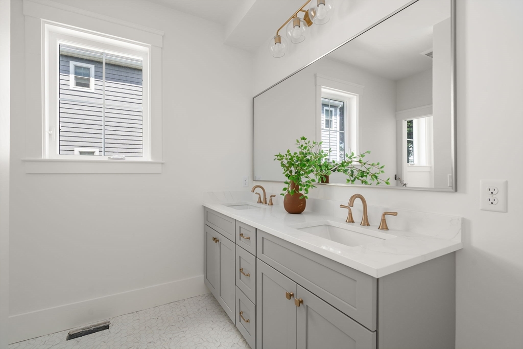 37 Foley Beach Road Hingham, MA 02043 - Photo 16 of 29 Gallery Image 16