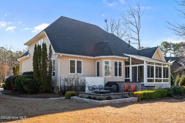 $637,000 | 421 Cypress Landing Trail, Chocowinity, NC 27817