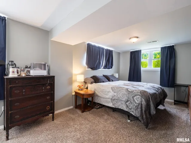 $174,000 | 414 West Placher Court, Chillicothe, IL 61523