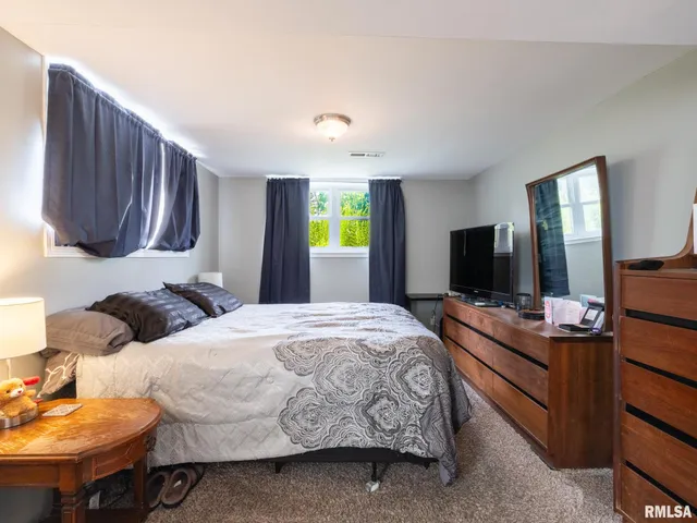 $174,000 | 414 West Placher Court, Chillicothe, IL 61523