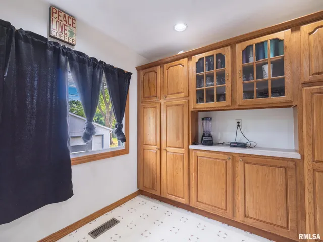 $174,000 | 414 West Placher Court, Chillicothe, IL 61523