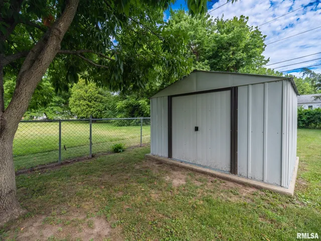 $174,000 | 414 West Placher Court, Chillicothe, IL 61523