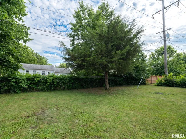 $174,000 | 414 West Placher Court, Chillicothe, IL 61523