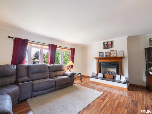 $174,000 | 414 West Placher Court, Chillicothe, IL 61523