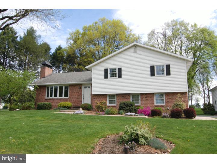 525 Gaul Road Reading, PA 19608 - Photo 1 of 25