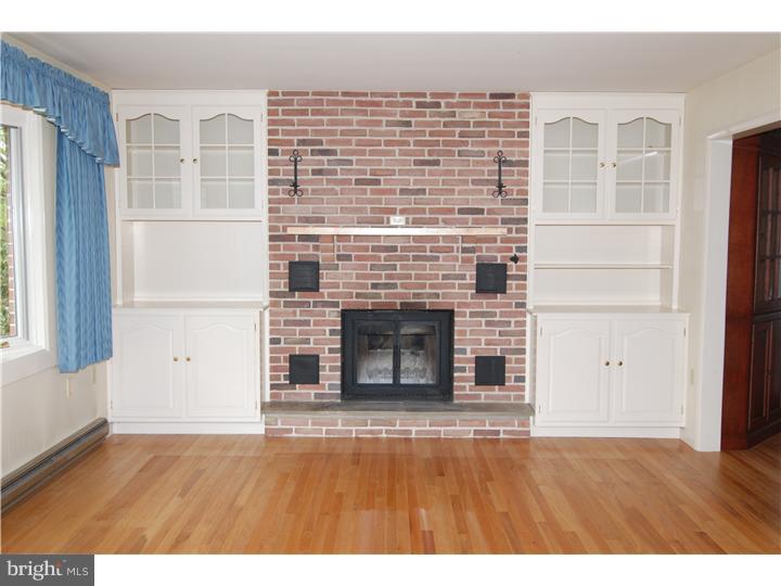525 Gaul Road Reading, PA 19608 - Photo 5 of 25