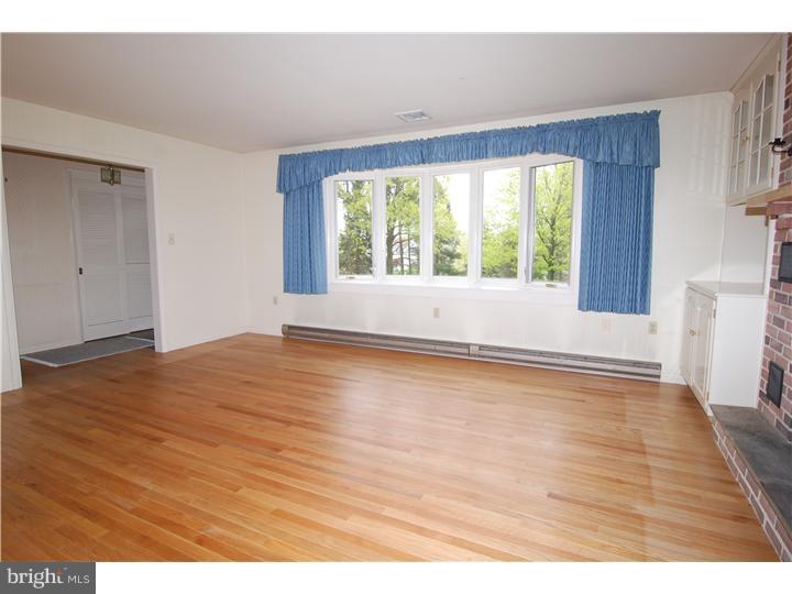 525 Gaul Road Reading, PA 19608 - Photo 6 of 25