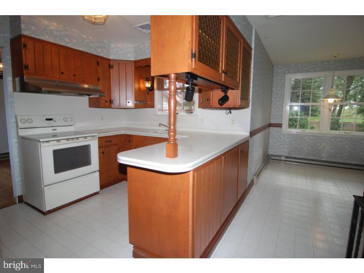525 Gaul Road Reading, PA 19608 - Photo 10 of 25