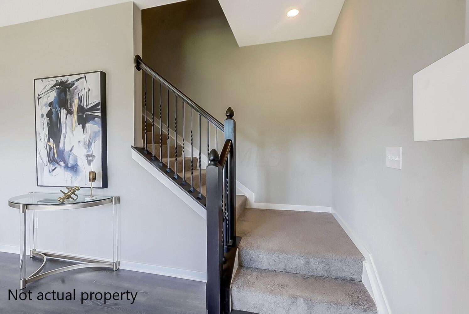 1545 Raley Way Columbus, OH 43228 - Photo 13 of 26 50041612-029_web