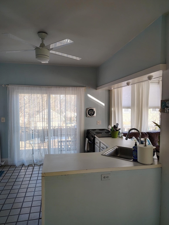 357 Lafayette Street, Unit 2 Salem, MA 01970 - Photo 11 of 19