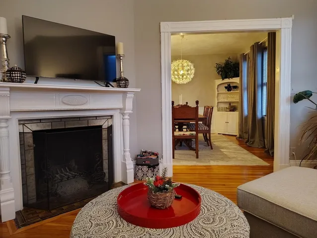 $3,250 | 357 Lafayette Street, Unit 2, Salem, MA 01970