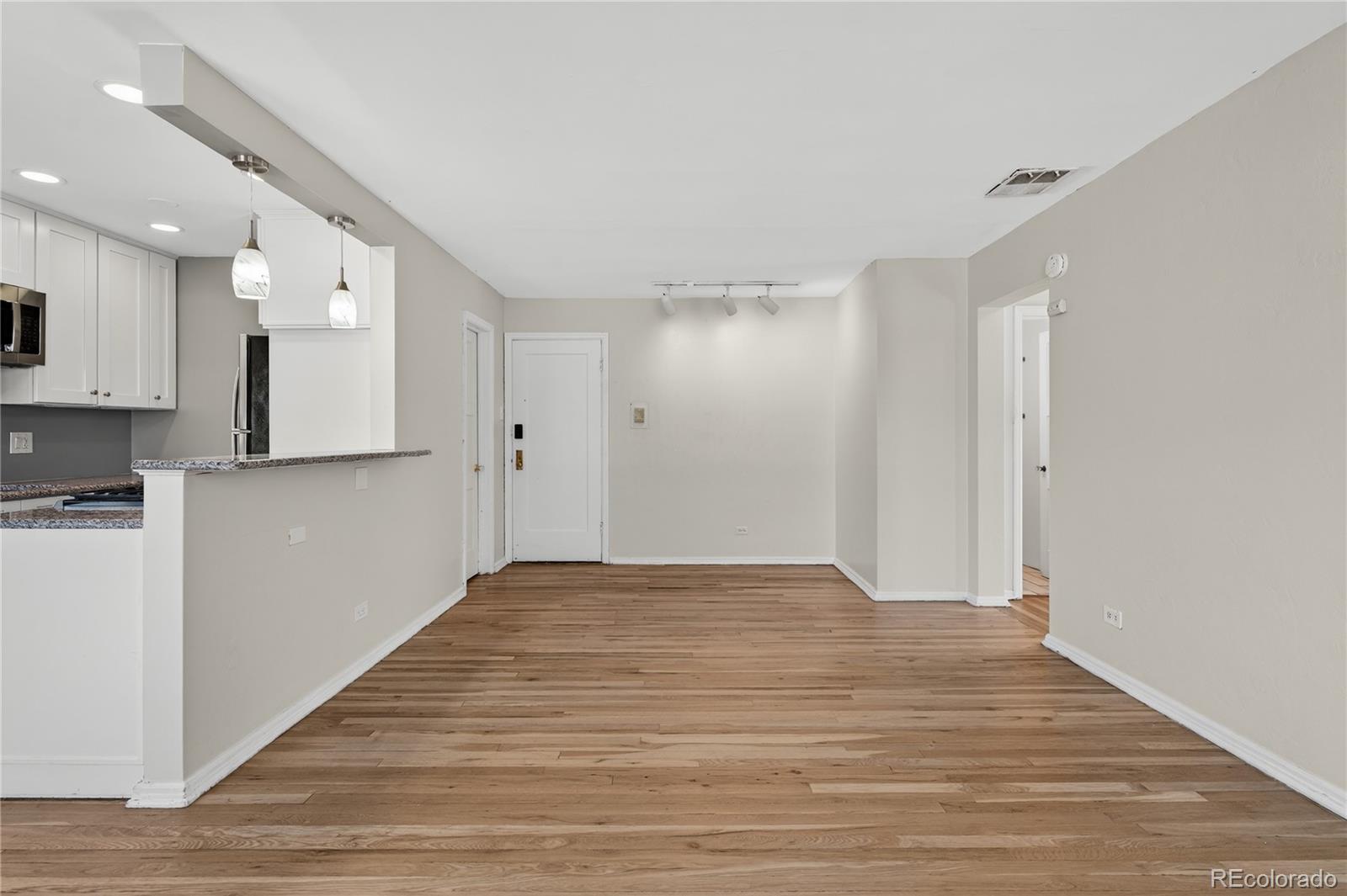 525 Jackson Street, Unit 304 Denver, CO 80206 - Photo 4 of 25